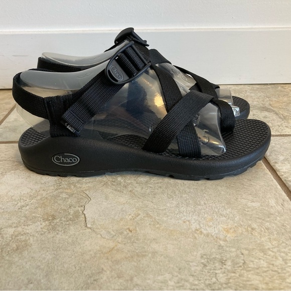 Chaco Z2 Classic Black Sandals 8 - Picture 2 of 8